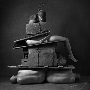 Daniele Cascone | Ordered stack of bodies and stuff