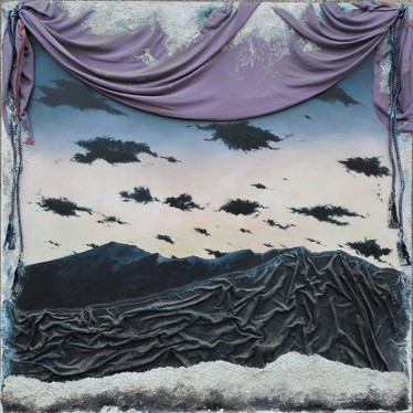 Patrizia Garberi | In un cielo vespertino di Febbraio, il Sole si esilia dietro le montagne. Venere, esaltata, lo insegue da vicino.