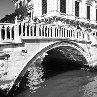  | Sospiri in bianco e nero